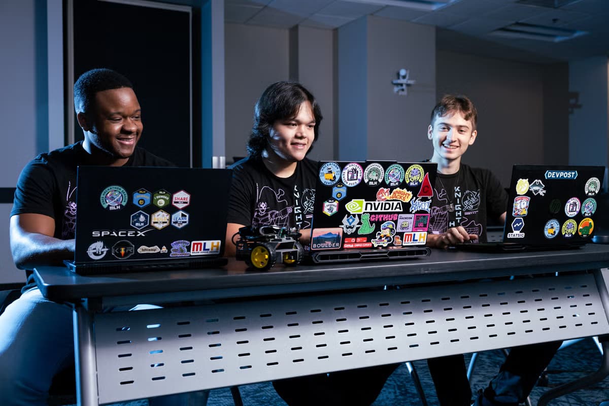 Knight Hacks, Hack Days, and Hackathons - UCF Today